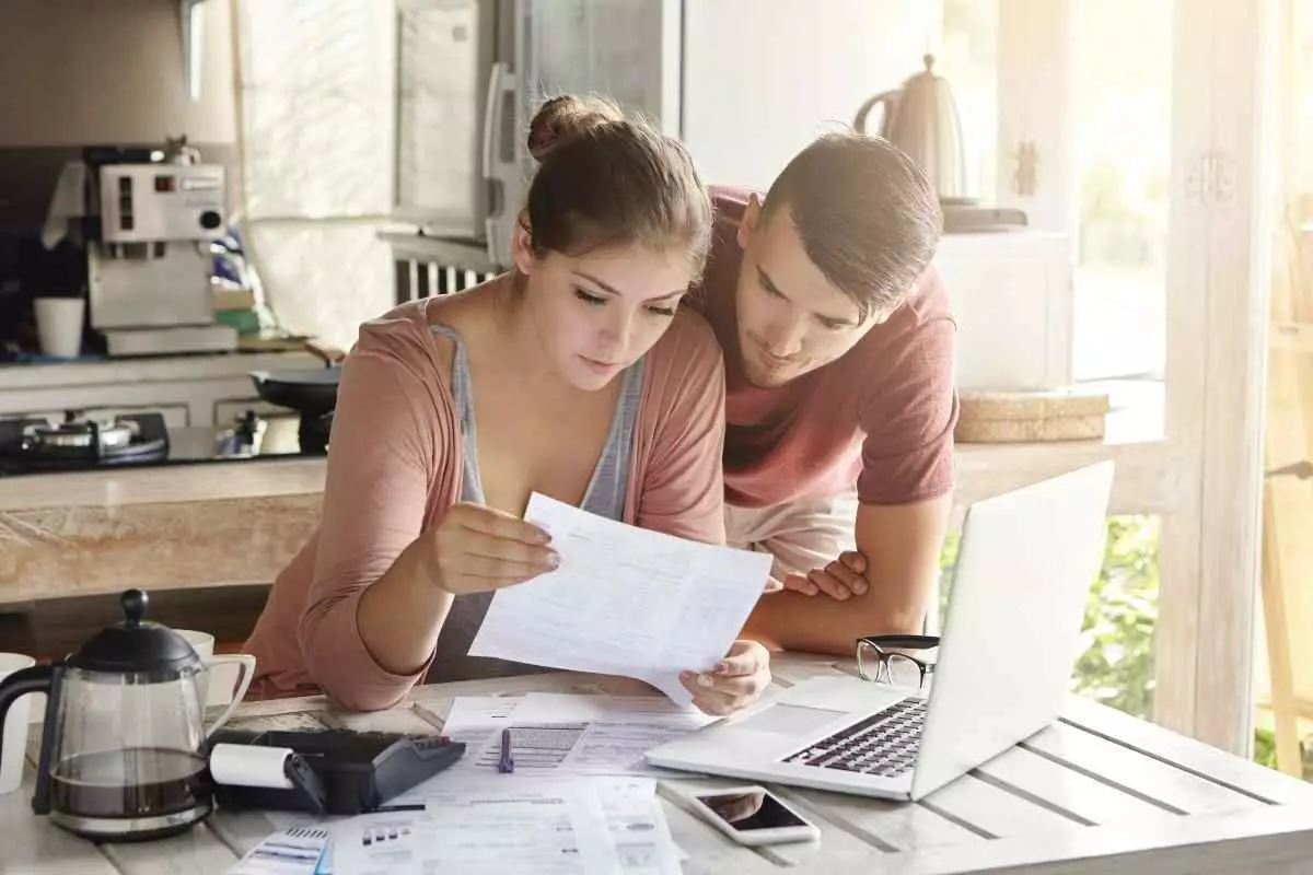 Young couple financing.